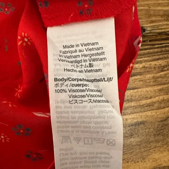 Madewell Novel Tie-Front Top in Prairie Posies Medium - Picture 8 of 8